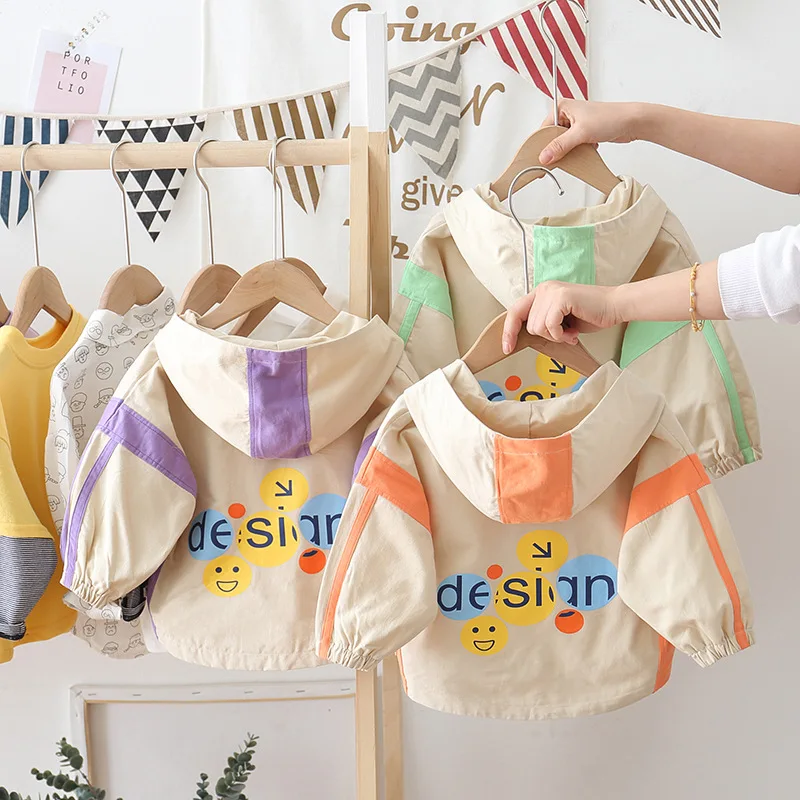 

Fashion Korean-style Tops 2020 Spring And Autumn Infants Child Cute Crew Neck Smiley Mixed Colors Hooded Trench Coat Singe Jacke