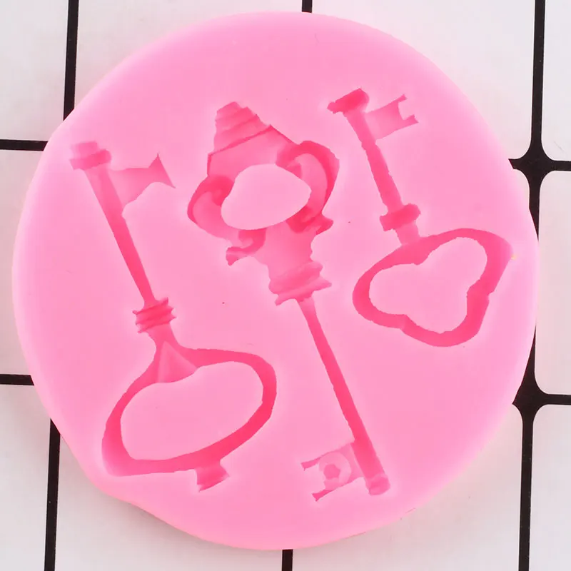 Sugarcraft-Keys-Shape-Silicone-Mold-Candy-Clay-Chocolate-Baking-Molds-DIY-Party-Cupcake-Topper-Fondant-Cake.jpg Sugarcraft Kulcsok Alak Szilikon Penész Cukorkák Agyag Csokoládé Sütő Formák Diy Party Cupcake Topper Fondant Sütemény Díszítő Szerszámok - Image 4