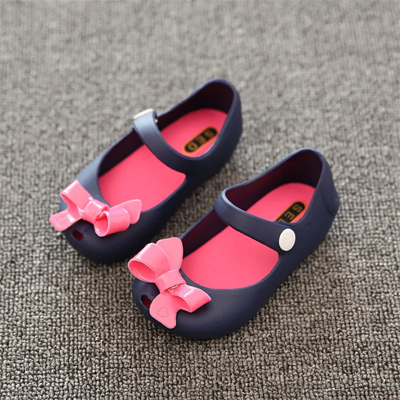 Милая обувь для новорожденных; розовые, красные, синие сандалии с бантом для маленьких девочек; Высококачественная пластиковая нескользящая Мягкая обувь; сандалии для девочек; Прямая поставка - Цвет: Deep Blue