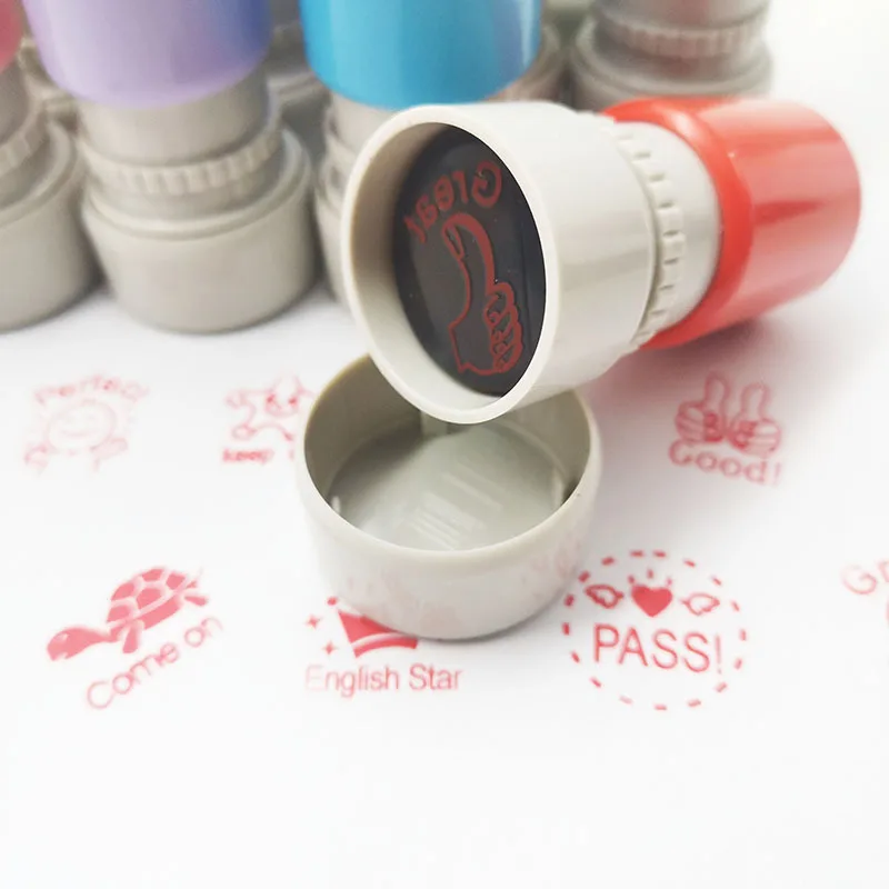 Teacher Stamps English Remark Photosensitive Ink Stamp DIY Kindergarden Teacher Read Over Test Praise Cute Seals