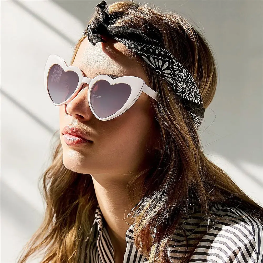 Heart Shaped UV400 Protection Vintage Sunglasses for Women