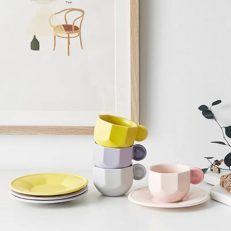 

Nordic creative geometry ceramic coffee cup With Saucers Black Tea Coffee Kitchen Party Drink Ware Home Decor Creative Gifts
