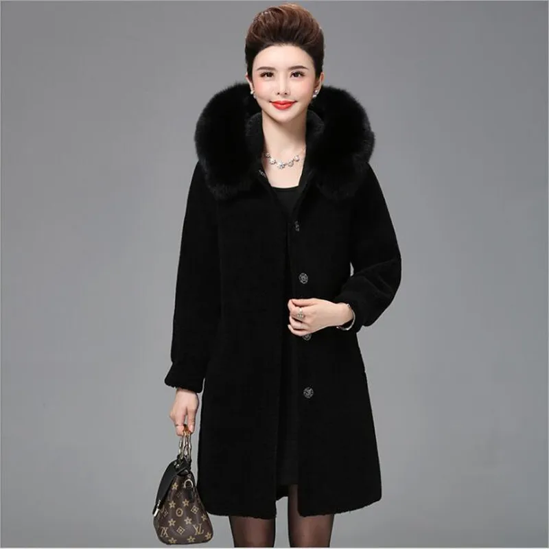 fox fur middle-aged fur one fur coat female long section granule sheep shearing mother coat large size coat