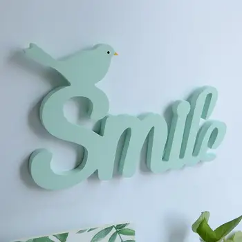

1pc Pendant SMILE Letter Bird Shape Hanging Ornaments European Christmas New Year Wedding Party Home Wall Hanging Accessories