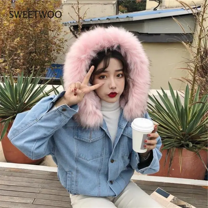 2021 Big Faux Fur Collar Denim Jacket Women Winter Hooded Warm Jean Jacket Student Basic Short Parkas Female Bomber Coat