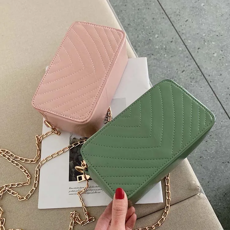 

Bag Women's 2019 New Style V Pattern WOMEN'S Bag Graceful Rhombus Bag with Chain Bag Versatile Shoulder Bag Fashion