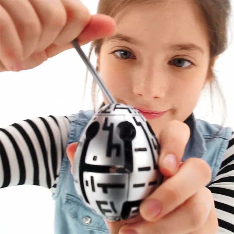

12* 10 * 5 cm Random Color Maze Eggs Easter Egg Children Puzzle Maze Ball Toy Magic Maze Ball For Children Gifts