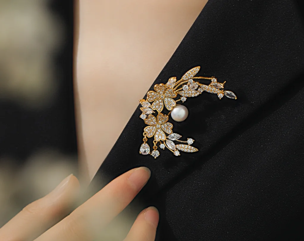 お得な情報満載 トレンディなクレセントムーンワイルドシンプルでレトロなペンダント通常のラペルピン女性用ブローチファッションジュエリー 5個送料無料 激安ファッション 通販 Www Carnavalkids Com