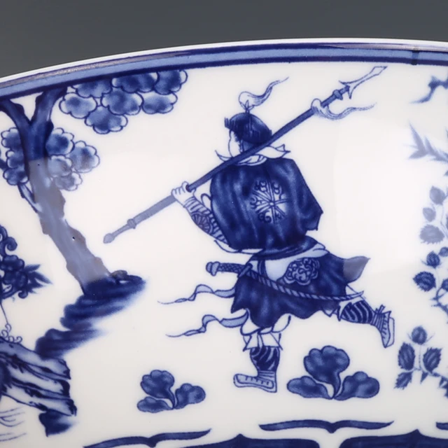 Qing Dynasty Qianlong Year Mark Blue And White Figure Guiguzi Downhill Bowl Antique Ornaments Porcelain Antique Collection 4