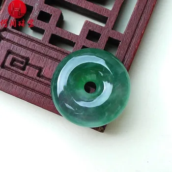 

Hezhou jewelry!Myanmar natural jade!Exquisite hand carving!Secure the pendant!Exquisite workmanship!3.16g