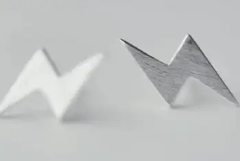 

650 pairs earring