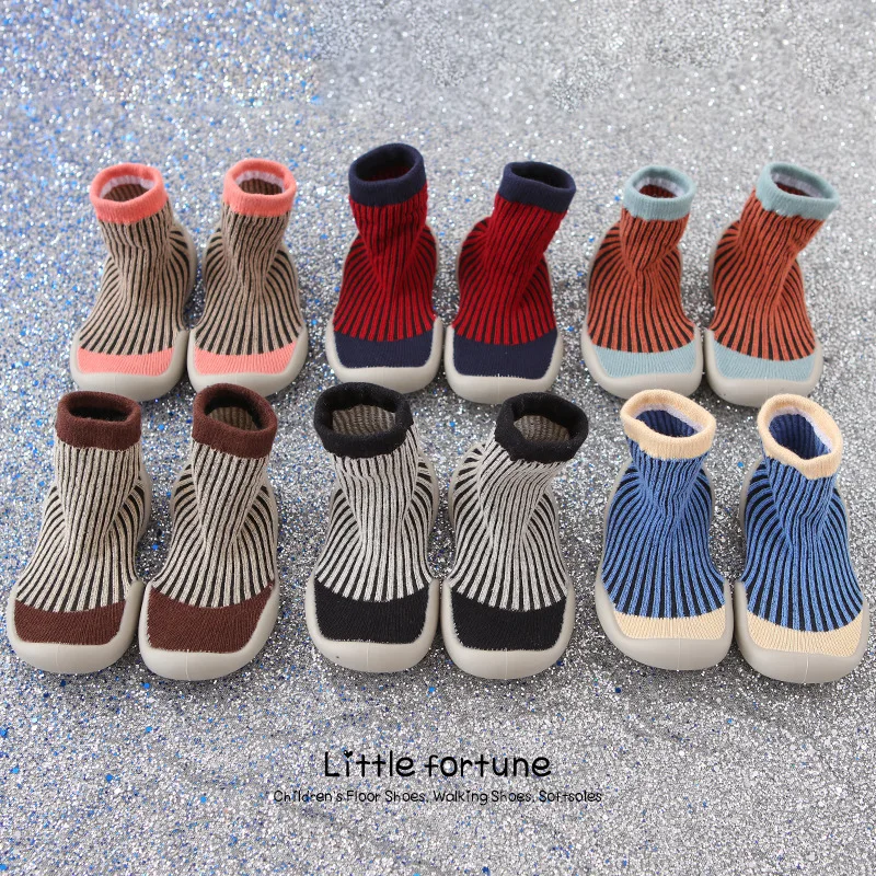 

Autumn non-slip children's socks shoes baby toddler shoes soft bottom Korean style comfortable and breathable WJH303