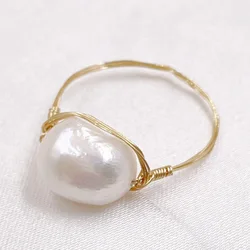2022 New Fashion Women Luxury Nature Freshwater Pearl Finger Rings Women Elegant Party Nature Pearl Rings Jewelry Gifts