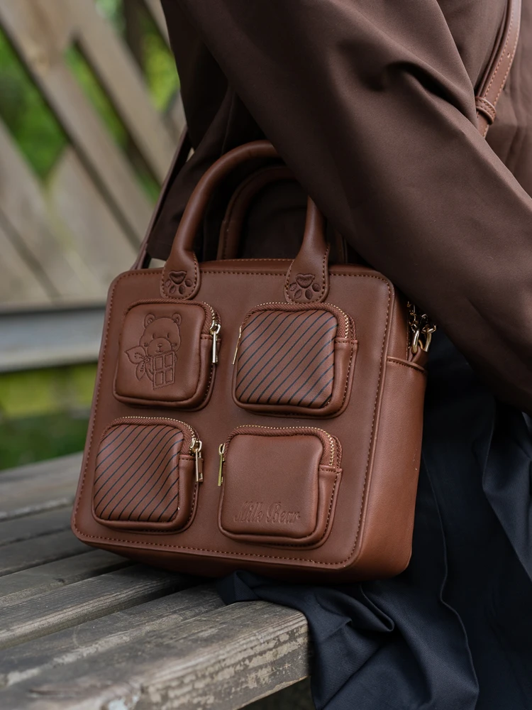 

Milk tea bear original bear chocolate retro Japanese school uniform single-shoulder postman cross small square bag
