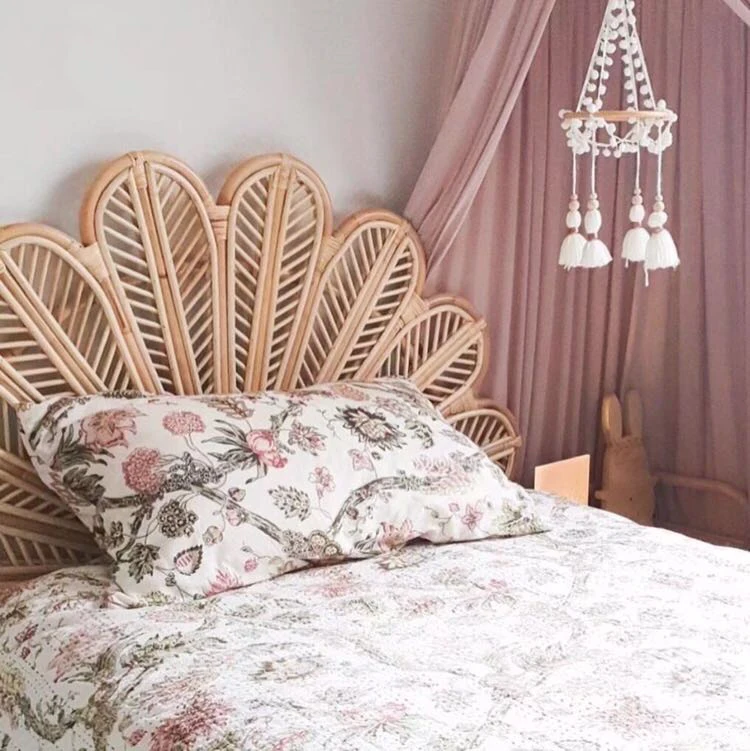 Fashion handmade Peacock Princess natural rattan headboard