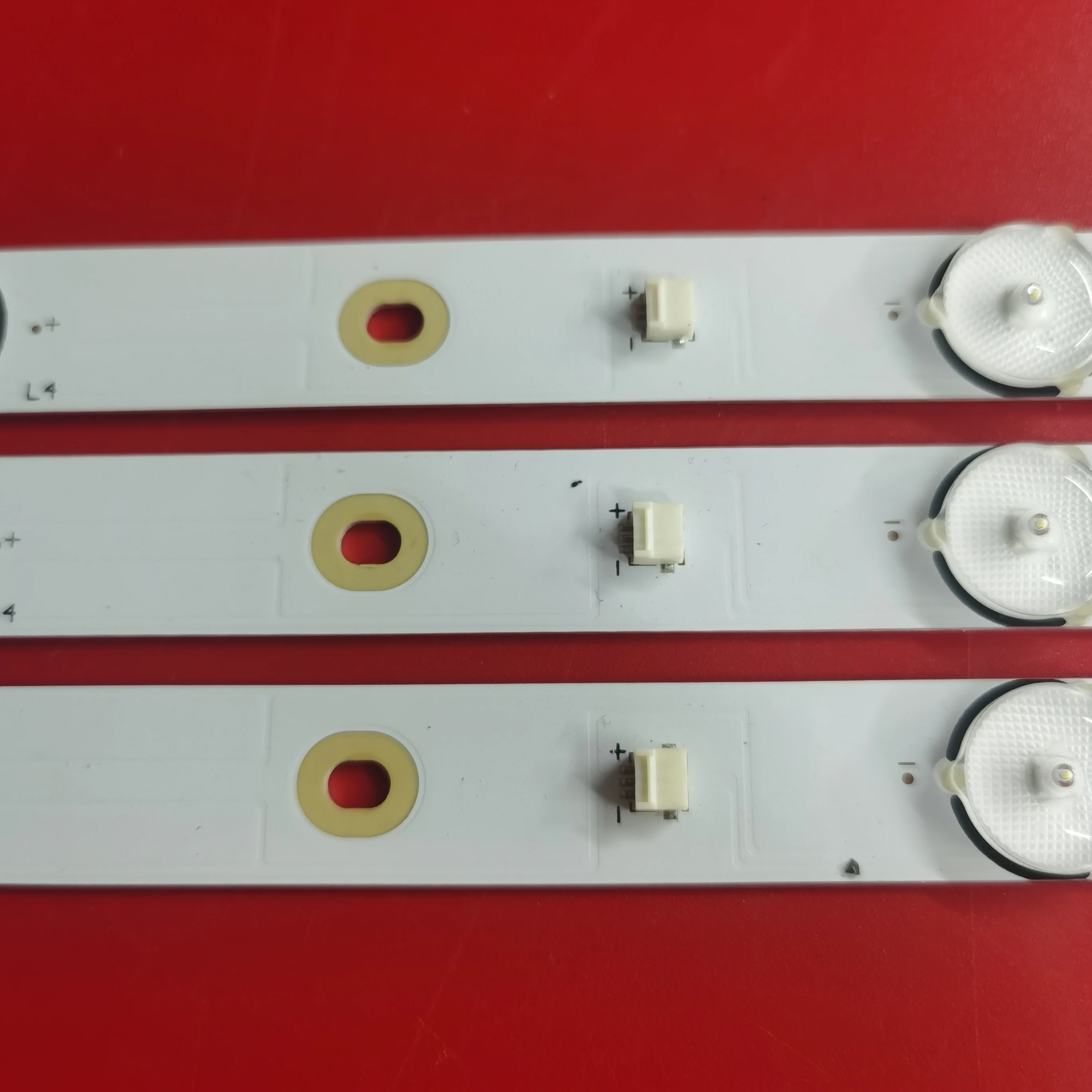 LED Ʈ Ʈ 9  Skyworth 45 &TV 45E5E RF-AZ450E30-0901S-01 A4 MS-L1304 V2 YAL13-00930300-04 SDL450WY