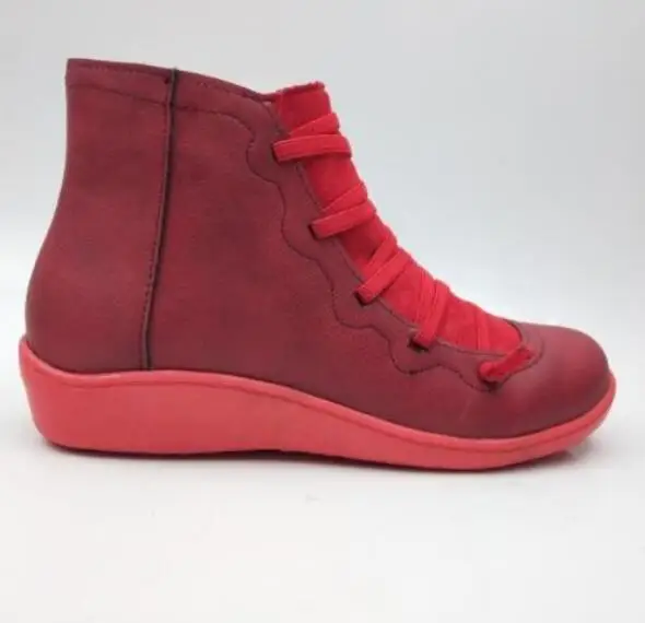 Женские ботильоны на плоской подошве в стиле ретро; женские нескользящие детские туфли с мягкой подошвой; Женские однотонные ботинки; женская обувь на застежке-липучке - Цвет: Red