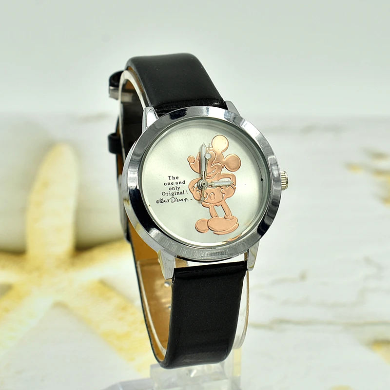 

New 3D Mickey Mouse belt children's watch student cartoon luminous quartz wrist watch