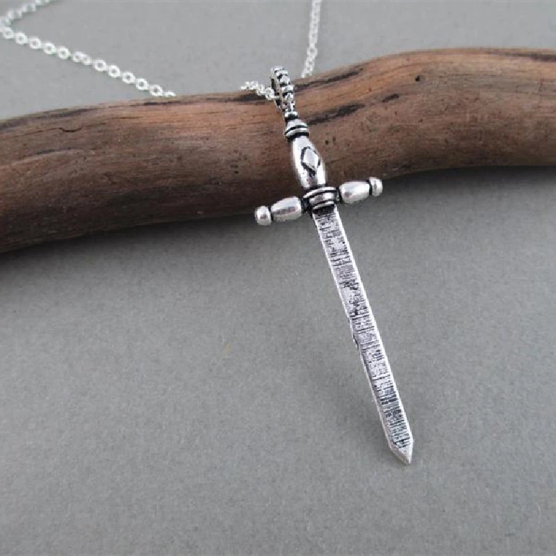 Collar colgante de espada mujer, joya de fantasía Medieval regalo gótico, encanto Punk, delicadeza creativa, 202|Collares - AliExpress