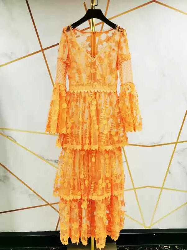 Цянь Хан Цзы дизайнерское модное подиумное Макси Платье женское с расклешенными рукавами Брендовое Ретро Сетчатое вышитое кружево аппликация длинное платье - Цвет: Оранжевый
