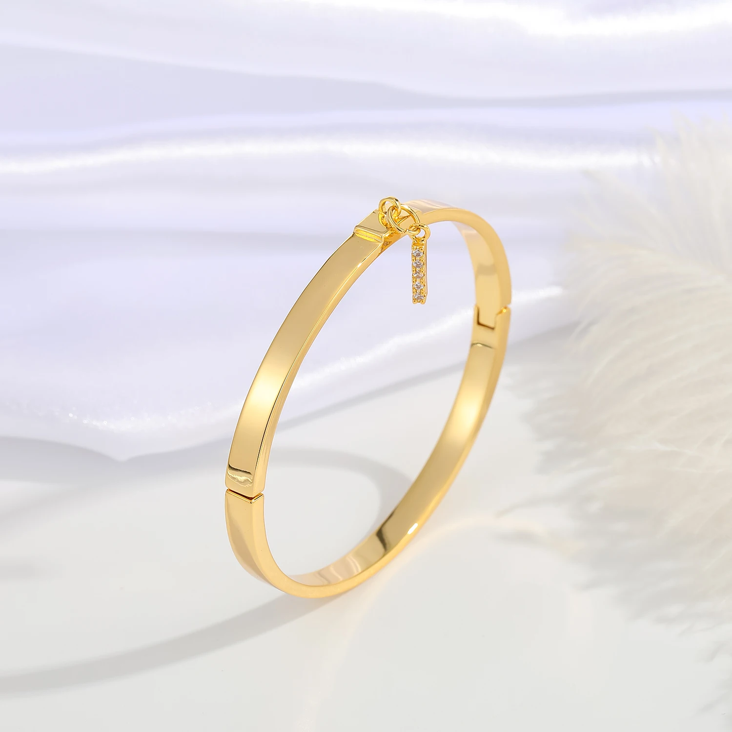 DOREMI Gold Plated Letter Bangles for Women  A-Z Personalized Bangle Family Lover  Faith Letter Bangles & Bracelet