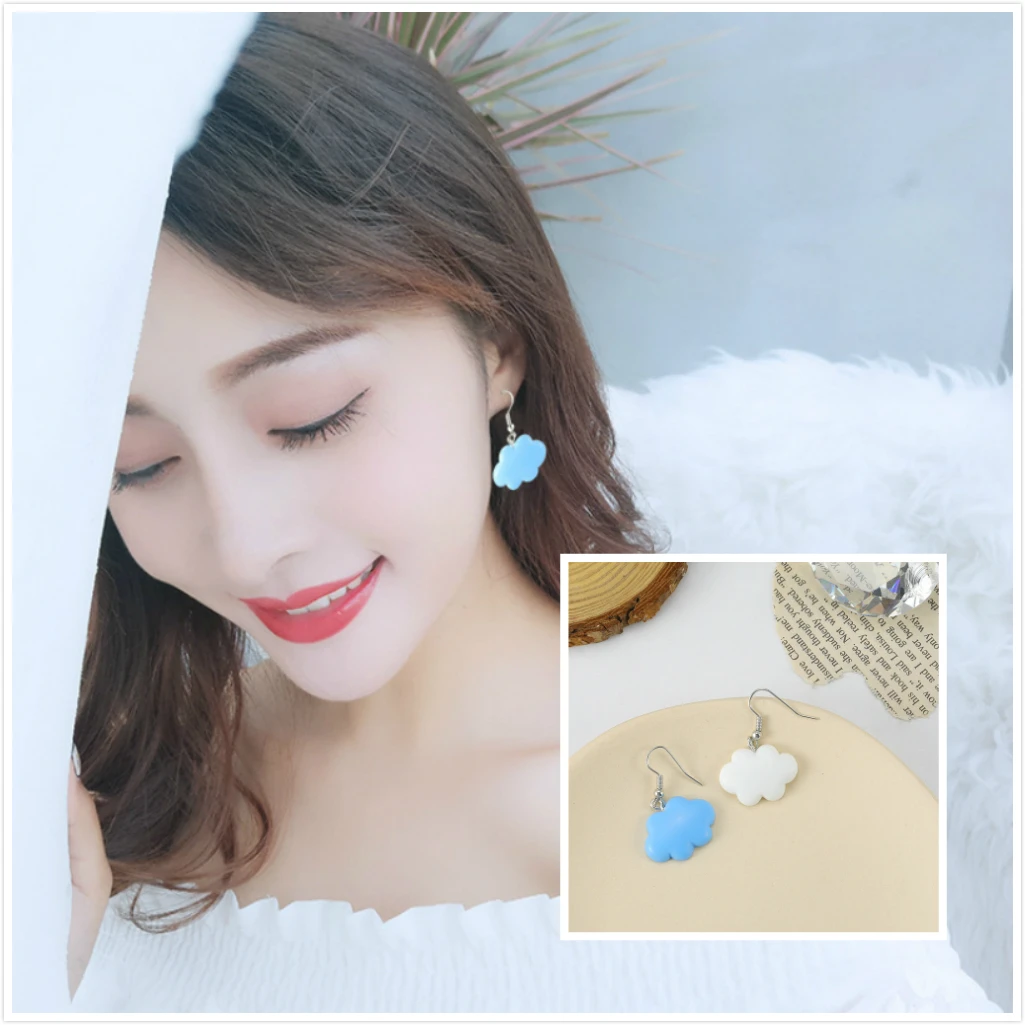 

Korean Earrings Fashion Jewelry Small Fresh Cloud Small Earrings Earlobe Simple Earrings Stud Earrings For Women Wholesale