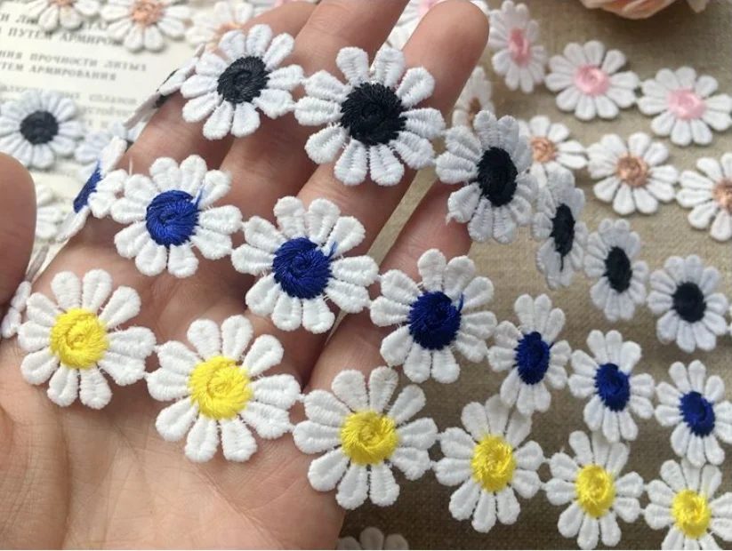 Lace Fabric Lace Ribbon Lace Garment Accessories Lace Sewing Supplies Lace Decoration Lace Accessories Lace Sewing Accessories 2 Yards/lot 8 Colors Daisy Flower Lace Trim Knitting Wedding Embroidered DIY Supplies