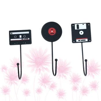 

3PCS Retro Household Hooks Multi-purpose Traceless Hooks Bathroom Kitchen Door Hooks Sturdy Wall Hooks for Home Toilet Kitchen