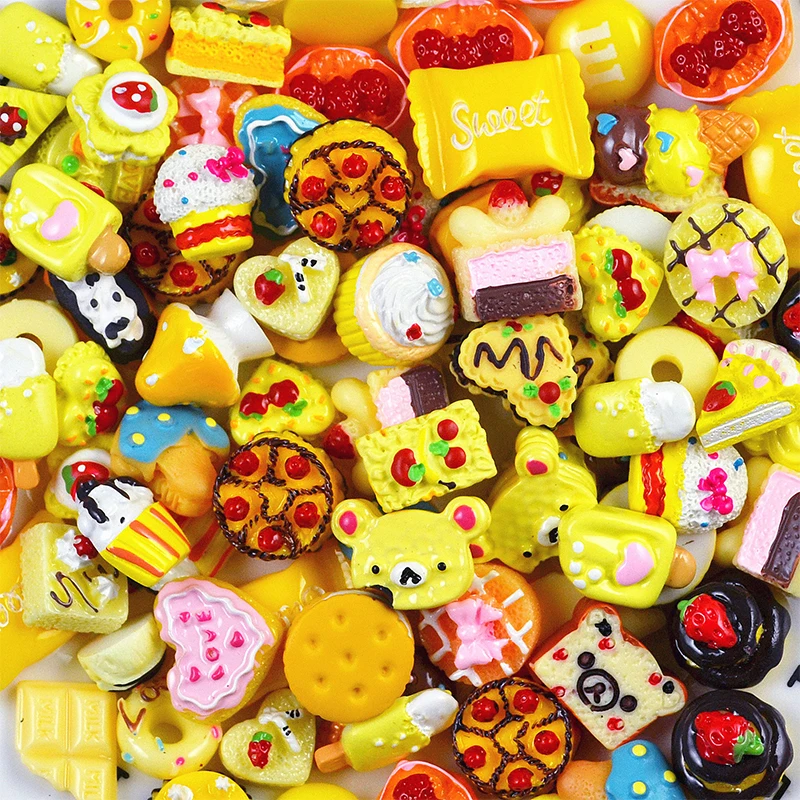 10pcs Miniature Mini Food Fruits and Vegetables Kitchen Toys Green Animal Candy Toy for Doll Children Kids Kitchen Girls Toys