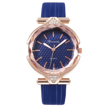 

Horloges Mannen Watch Creative Ladies Glass Fashion Quartz Watch With Diamond Belt Women Gift Reloj Zegarek Damski P903