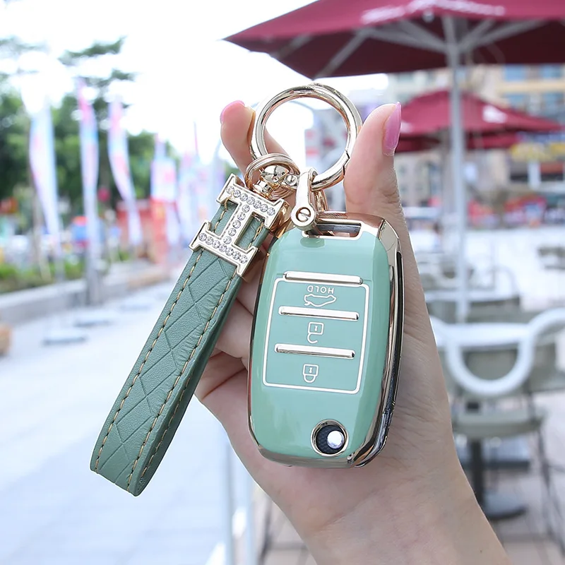 New Soft TPU Car Key Case Cover Shell per Kia Sportage 3 4 Rio QL Ceed Cerato Sorento K2 K3 K4 K5 accessori Auto portachiavi 11 New Soft TPU Car Key Case Cover Shell per Kia Sportage 3 4 Rio QL Ceed Cerato Sorento K2 K3 K4 K5 accessori Auto portachiavi - Hba8758b9379c42438f96ff502f02be56S