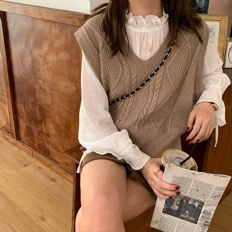 V-neck twist-knitted sweater women's vest women 2019 Korean sleeveless waistcoat | Женская одежда