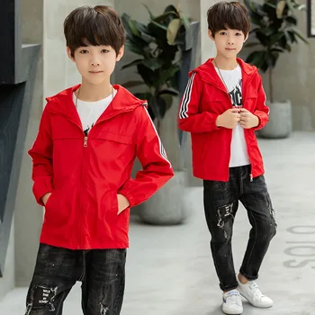 

Children's clothing boy jacket spring and autumn clothing 2020 new children's foreign hooded windbreaker middle children's
