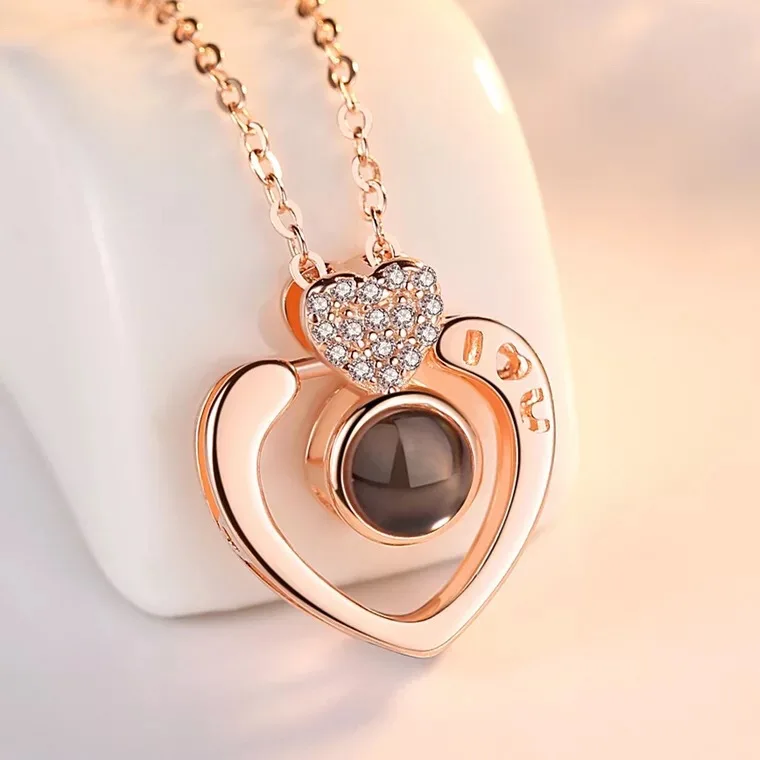 

Love of Memory 100 Kind Language 520 I Love Heart Projection Pendant Douyin Celebrity Style Clavicle S925 Silver Necklace