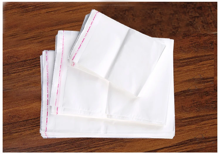 2 t-shirt,tray,quilt cover，bath towel,swimsuit,clothing,bedding,bread,grain,food,7 wire,daily necessities,card,wallet,medicine,all kinds of PC board,bag components (2)