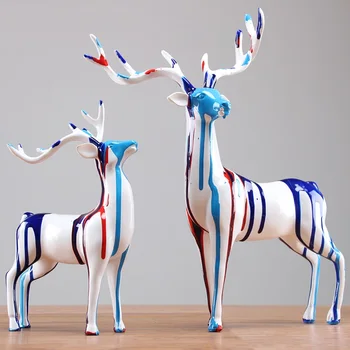 

2Pcs/set Creative Art Sika Deer Arts Sculpture Decoration Abstract Animal Sculpture Deer Statue Home Decor Resin Crafts R4477