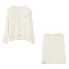 Европа и Америка женский цветной контрастный полосатый длинный рукав Свободный вязаный Топ плюс половина юбка из двух частей тонкий комплект