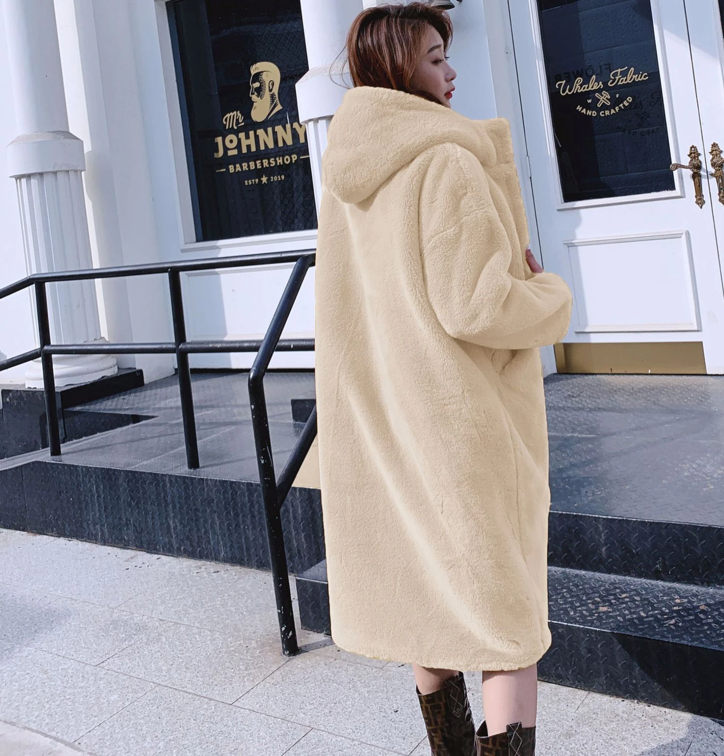 Пальто из искусственного меха осенне-зимняя элегантная X-длинная норка, меховое пальто для женщин, плюшевое теплое меховое пальто с капюшоном для женщин