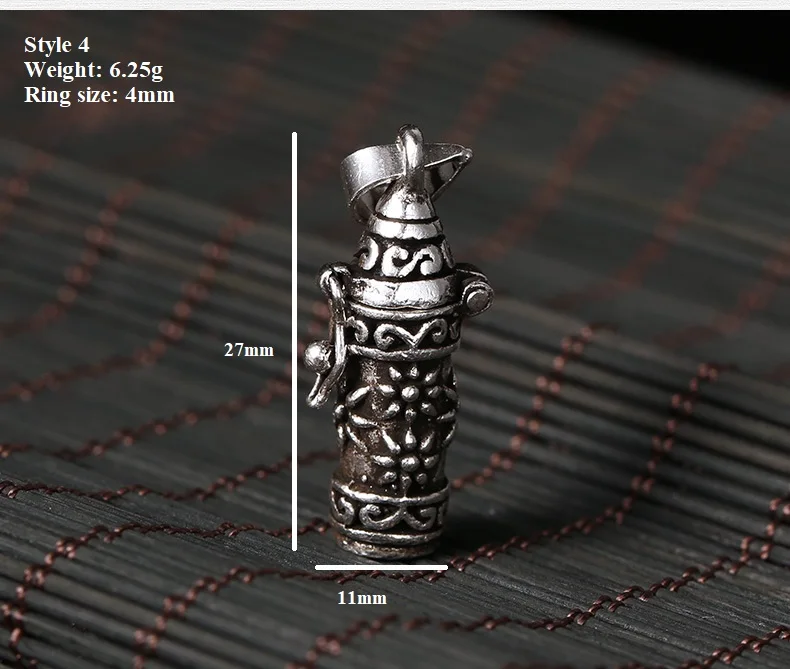 silver-gau-pendant001E