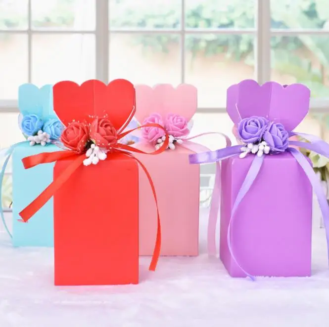 

6cm x x15cm/7.5x18cm Romantic Candy Boxes with Plastic Flowers and Ribbon Paper Candy Boxes Chocolate Wedding Favor 20pcs