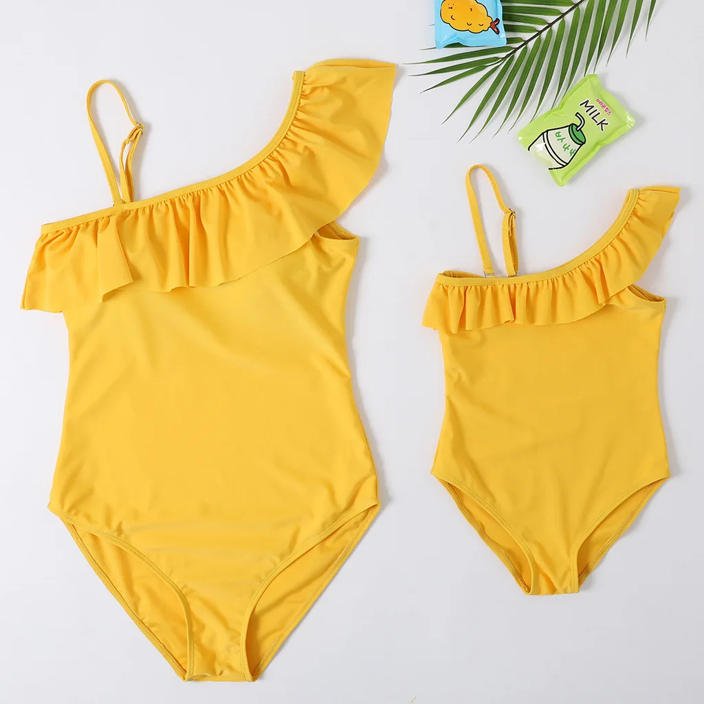 

Off Shoulder Swimwear Mother Daughter Swimsuit One-Piece Mommy and Me Bath Suits Family Matching Clothes Mom Baby Beach Dresses