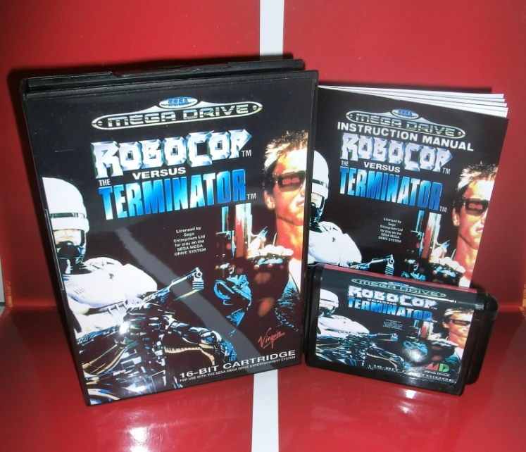 Консоль RoboCop против Терминатора с европейской крышкой и руководством для Sega Megadrive