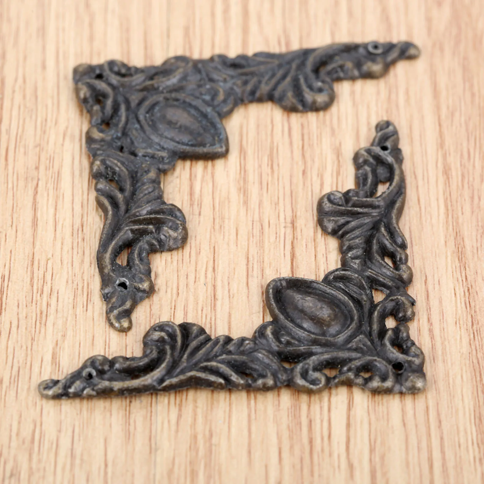 4pcs Hollow Lace Corner Protectors Antique Bronze Jewelry Box Feet Wood Gift Wine Case Desk Leg Guard Zinc Alloy 50mm w/nails