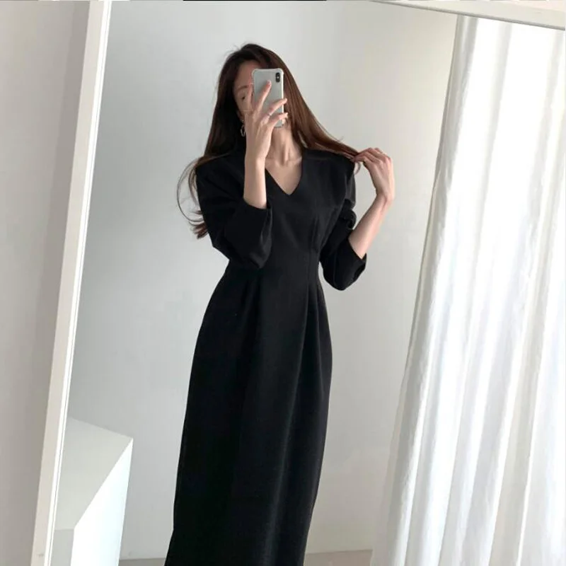 

New 2020 Women's Autumn Winter Dresses Vintage Korean Style Fashionable Elegant Lady Pleated Solid Long Dress CL731