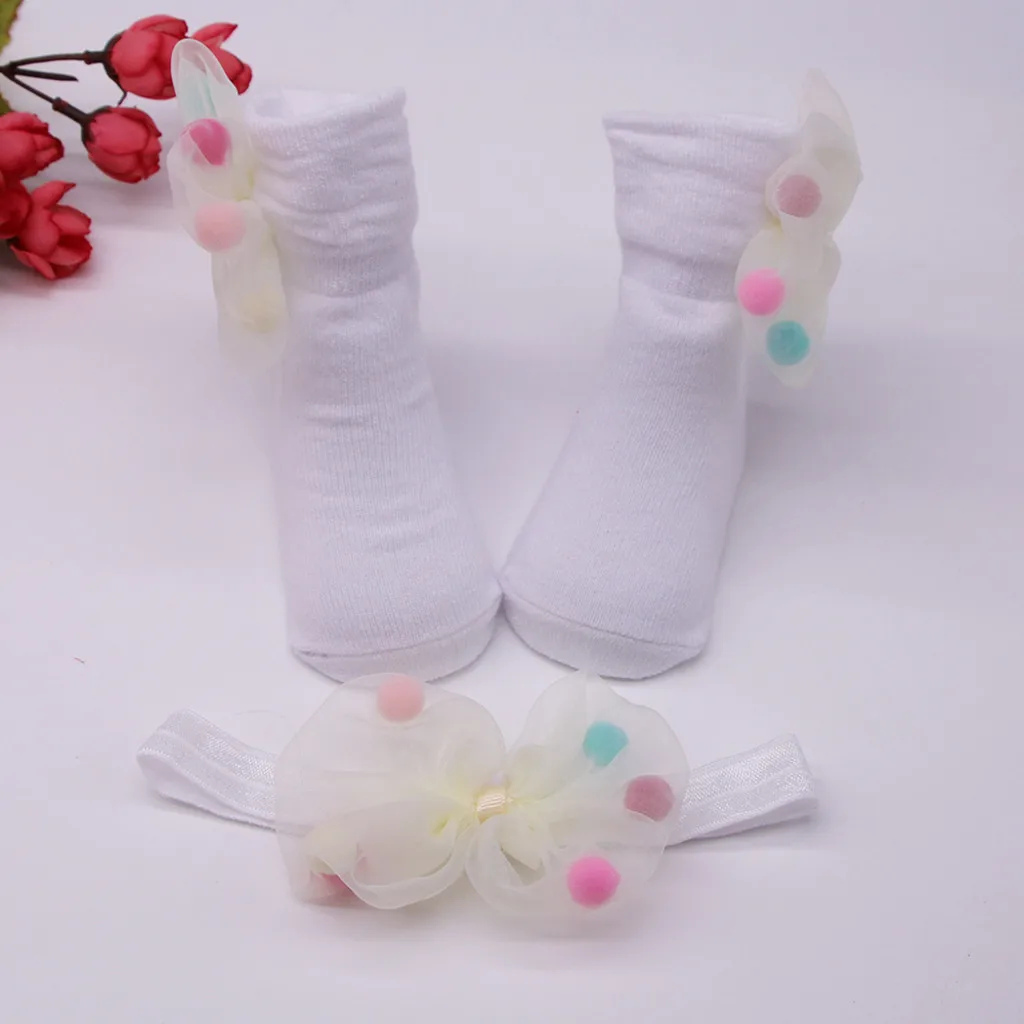 Носки для маленьких девочек, носки для малышей+ 1 шт., пояс для волос, повязка для волос с бантиком, нескользящие носки, махровые носки, красные, белые, розовые