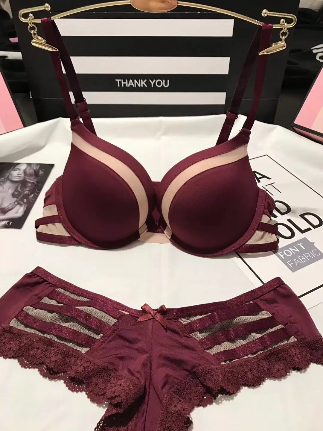 European Bra Briefs Set Women's Cotton Bra Sexy Lace Female Push Up Brassiere Fashion Color Matching Underwear Female Lingerie