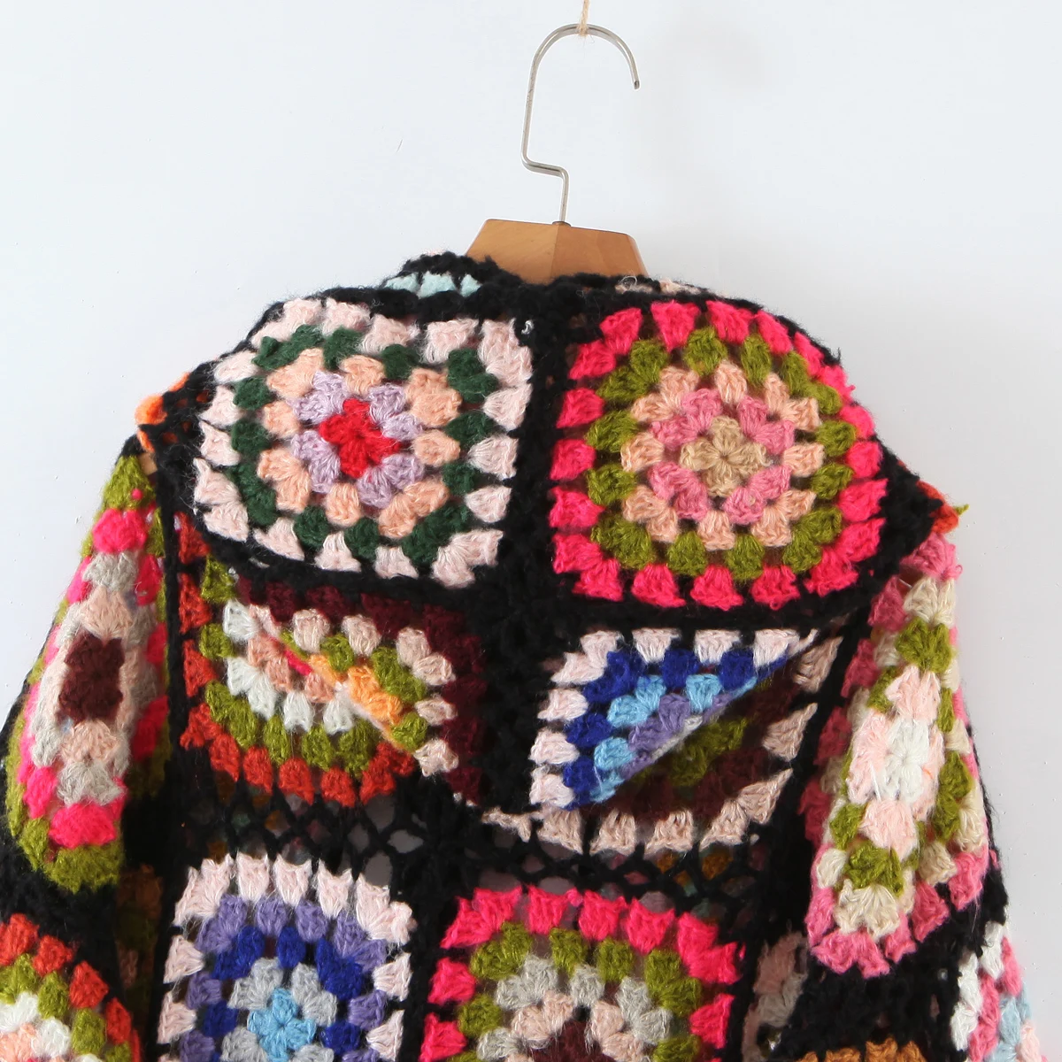 2021 Bohemia Colored Plaid Flower Hand Crochet Hooded Cardigan Ethnic Woman Bandage Lacing up Midi Long Sweater Beach Jumper 4