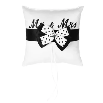 

Wedding Decoration 7x7 inches White Black Satin Bowknot Decor Wedding Ring Bearer Pillow Wedding Ceremony Accesspries Supplies