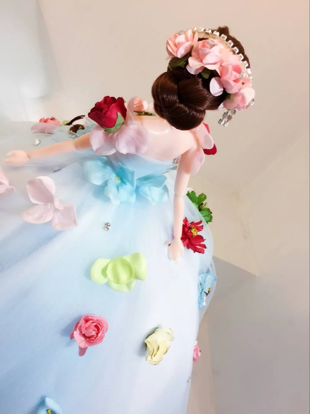 70cm Flower Fairy Doll With High Quality Handmade Wedding Dress Luxury Flower Princess Girl Child Present Decorative ornaments
