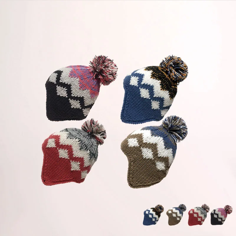 

Dome Knitted Bomber Hats With Fluffy Ball Women Autumn Winter Windproof Earflap Caps Street Plush Warm Hat 4 vColors All Match